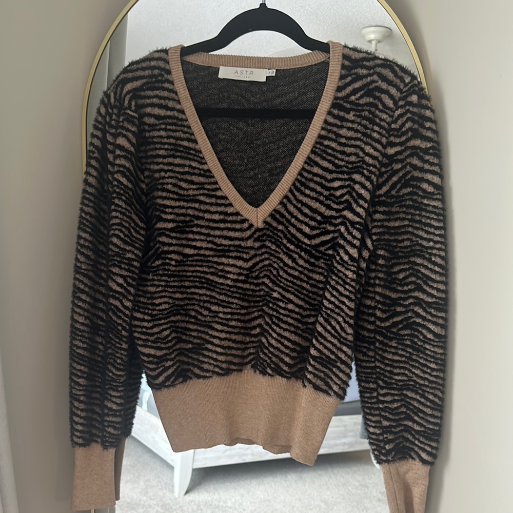 Astr Black and Tan V-Neck Sweater with Animal Print